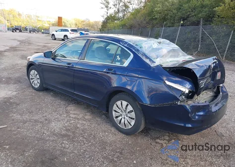 2010 Honda Accord 2.4 Lx z USA, uszkodzony, nr VIN 1HGCP2F3XAA133657